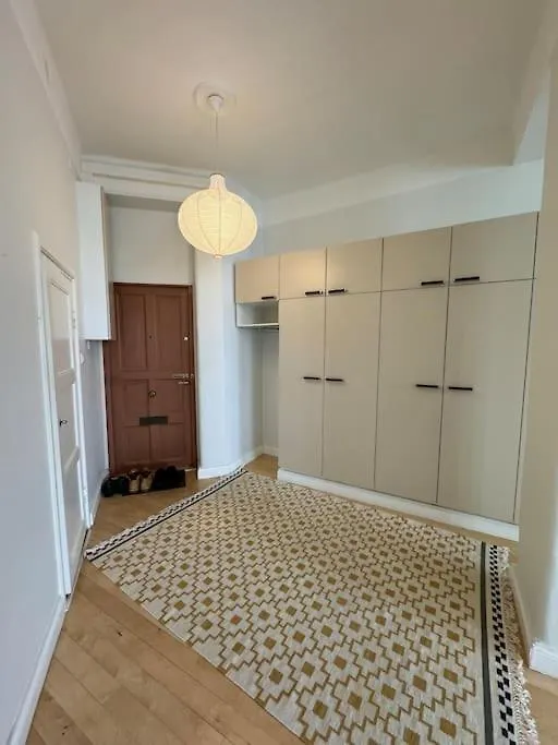 Asunto Keskustassa, Etu-Toeoeloe Apartment Helsinki 0*,