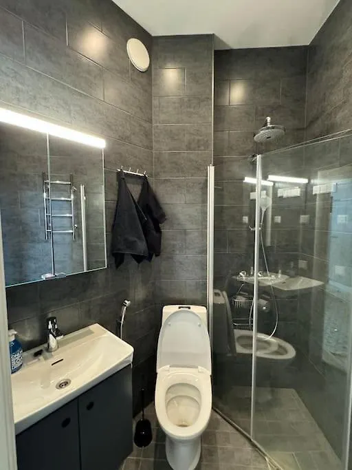 Asunto Keskustassa, Etu-Toeoeloe Apartment Helsinki 0*,